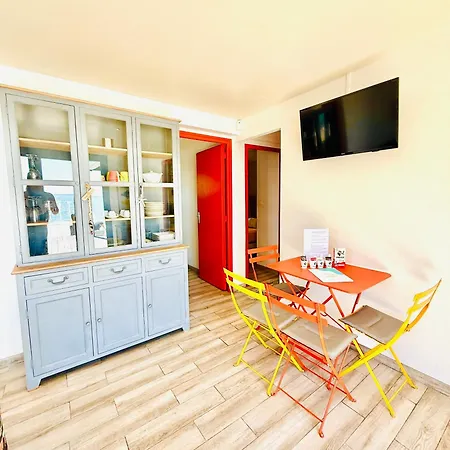 Casamarina2a Maisons Bord De Semesterbostad