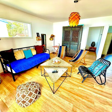 Casamarina2a Maisons Bord De גהיסונאצ'יה