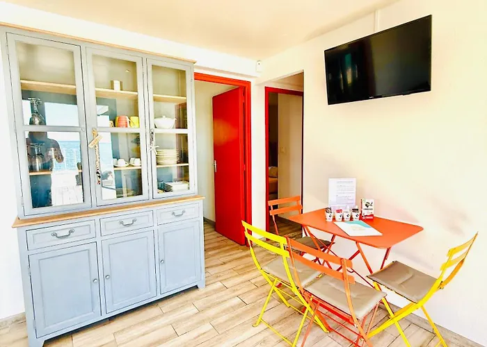Casamarina2a Maisons Bord De بيت للعطل